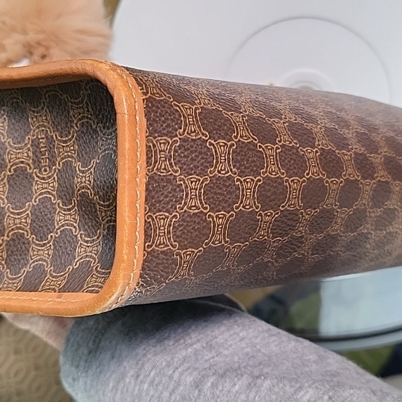 Vintage Celine Crossbody & Wallet - Picture 10 of 16